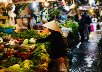 Antara Ekonomi Syari’ah dan Ekonomi Konvensional