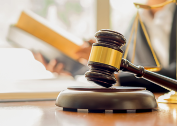 Pengadilan Akhirat: Penyeimbang Keadilan di Tengah Arbitrer Hukum Dunia