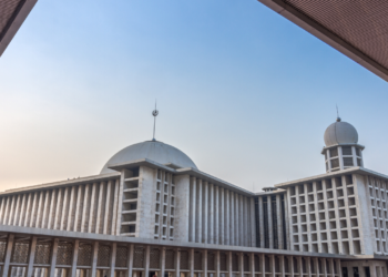 Saat Negara Tak Adil, Ingatlah Allah Maha Adil