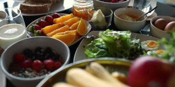 MBG: Ayat Pertama Turun adalah “Bacalah”, Bukan “Makanlah”