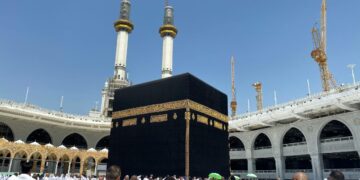 Kuota Haji yang Diperjualbelikan: Ketika Amanah Ibadah Dikhianati Kekuasaan