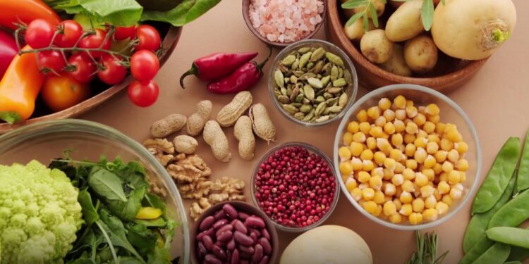 Puasa: Dari Lapar Tubuh Menuju Kebangkitan Jiwa